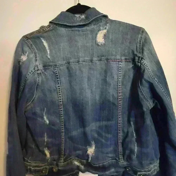 Torrid Denim Trucker Jacket Medium Wash distressed size0X #176 - Picture 3 of 4